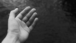 Preview wallpaper hand, palm, bw, fingers