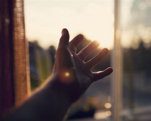 Preview wallpaper hand, palm, window, light, rays