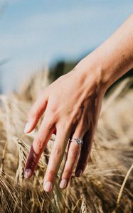 Preview wallpaper hand, ring, grass