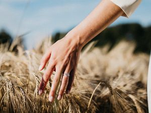 Preview wallpaper hand, ring, grass