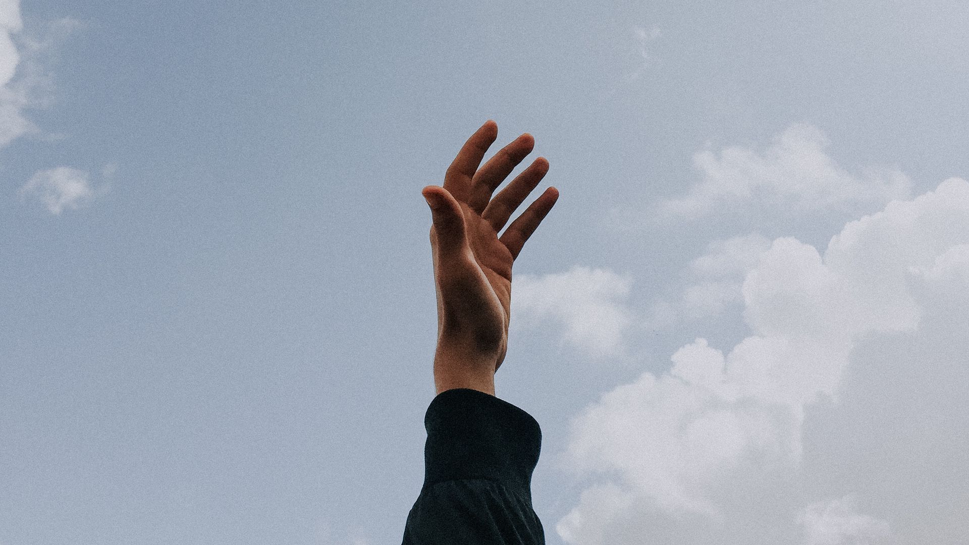 Download wallpaper 1920x1080 hand, sky, fingers, clouds, raise, freedom ...