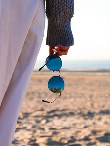 Preview wallpaper hand, sunglasses, style, beach, sand, summer