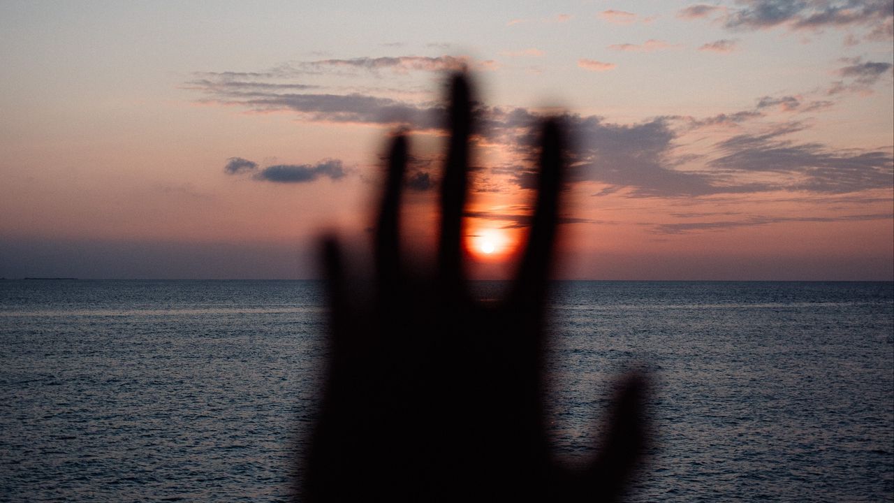 Wallpaper hand, sunset, horizon, sea, sky