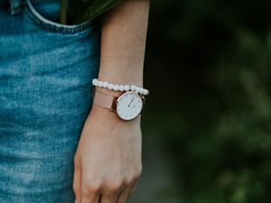 Preview wallpaper hand, watch, bracelet, flower, pocket