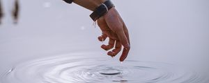 Preview wallpaper hand, water, drops, fingers, bracelet, waves