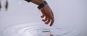 Preview wallpaper hand, water, drops, fingers, bracelet, waves