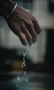 Preview wallpaper hand, water, drops, bracelet, wet