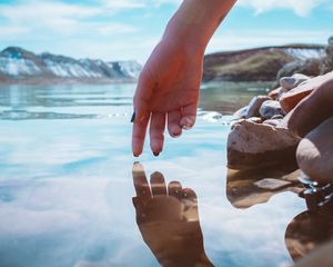 Preview wallpaper hand, water, touch, reflection