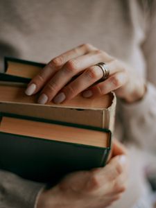 Preview wallpaper hands, books, fingers