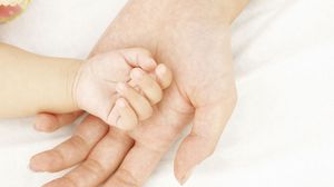 Preview wallpaper hands, child, care, tenderness