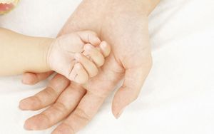 Preview wallpaper hands, child, care, tenderness