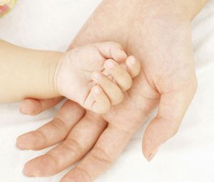 Preview wallpaper hands, child, care, tenderness