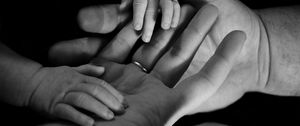 Preview wallpaper hands, child, family, bw