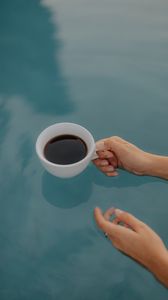 Preview wallpaper hands, coffee, cup, water