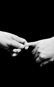 Preview wallpaper hands, couple, bw, tenderness