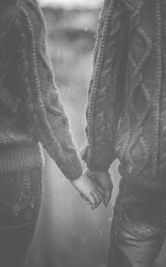 Preview wallpaper hands, couple, bw, sweater, tenderness