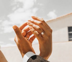 Preview wallpaper hands, couple, touch, rings, love, tenderness