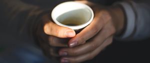 Preview wallpaper hands, fingers, glass, coffee, drink