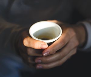 Preview wallpaper hands, fingers, glass, coffee, drink