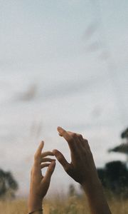 Preview wallpaper hands, fingers, sky, nature