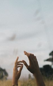 Preview wallpaper hands, fingers, sky, nature