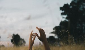 Preview wallpaper hands, fingers, sky, nature