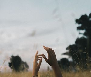 Preview wallpaper hands, fingers, sky, nature