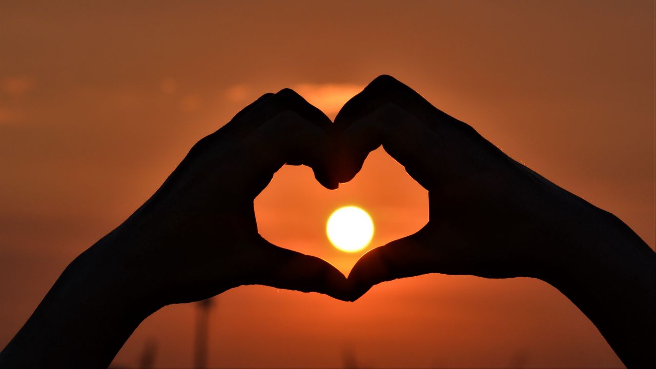 Wallpaper hands, heart, sun, sunset, love