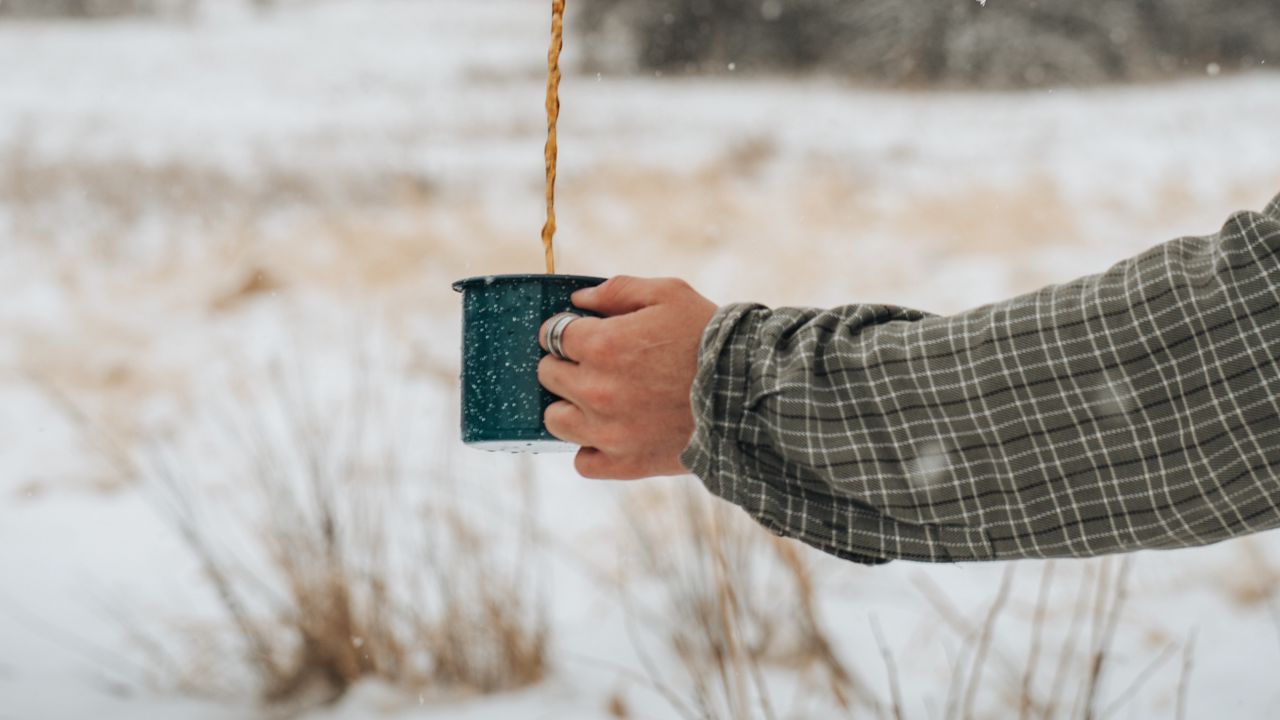 Wallpaper hands, mug, coffee, snow, winter