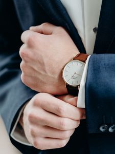 Preview wallpaper hands, watch, business, style, suit