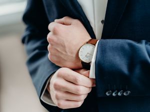 Preview wallpaper hands, watch, business, style, suit