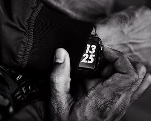 Preview wallpaper hands, watch, bw, time, accessory