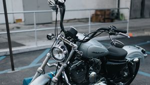 Preview wallpaper harley davidson, bike, motorcycle, front view, headlight