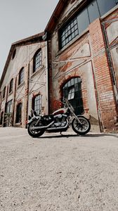 Preview wallpaper harley davidson, motorcycle, bike, black, building