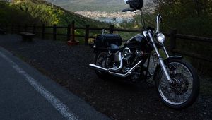 Preview wallpaper harley davidson, motorcycle, bike, asphalt, view