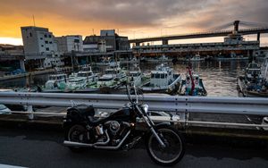 Preview wallpaper harley davidson, motorcycle, bike, pier
