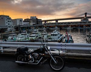 Preview wallpaper harley davidson, motorcycle, bike, pier