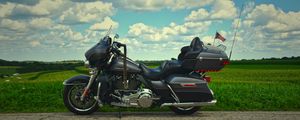 Preview wallpaper harley-davidson, bike, motorcycle, travel, road, clouds