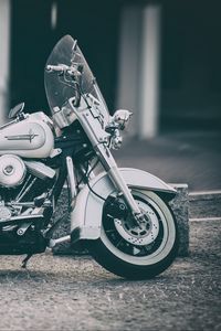 Preview wallpaper harley-davidson, motorcycle, bike, side view, wheel