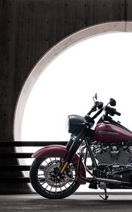 Preview wallpaper harley-davidson, motorcycle, bike, red, side view