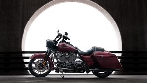 Preview wallpaper harley-davidson, motorcycle, bike, red, side view