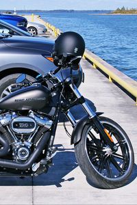 Preview wallpaper harley-davidson, motorcycle, bike, helmet, gray