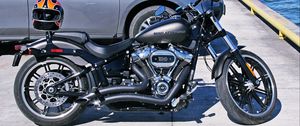 Preview wallpaper harley-davidson, motorcycle, bike, helmet, gray