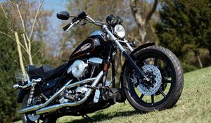 Preview wallpaper harley-davidson, motorcycle, bike, black, chrome