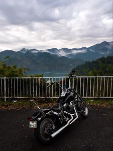 Preview wallpaper harley-davidson, motorcycle, bike, black, parking, mountains