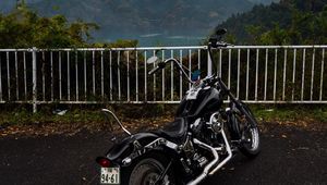 Preview wallpaper harley-davidson, motorcycle, bike, black, parking, mountains