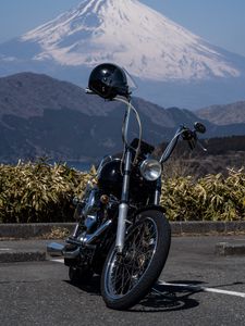 Preview wallpaper harley-davidson, motorcycle, black, helmet