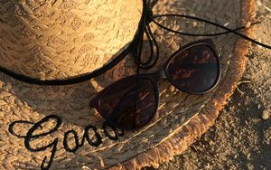 Preview wallpaper hat, glasses, beach, inscription, words