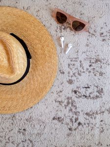 Preview wallpaper hat, sunglasses, headphones, summer