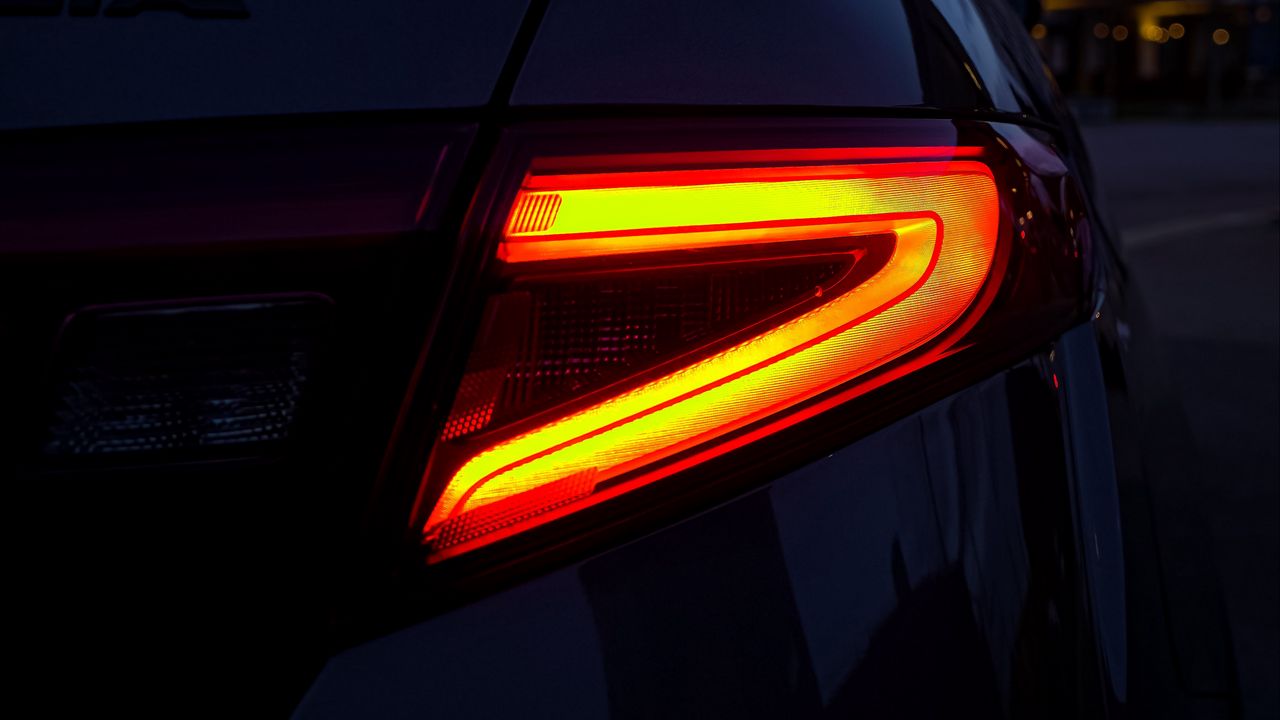 Wallpaper headlight, car, evening